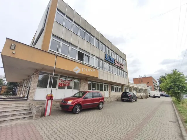 Eladó kereskedelmi és ipari ingatlan Debrecen 1300 nm