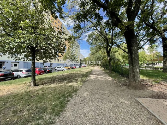 Eladó lakás Budapest XI. kerület, Etele út 70 nm