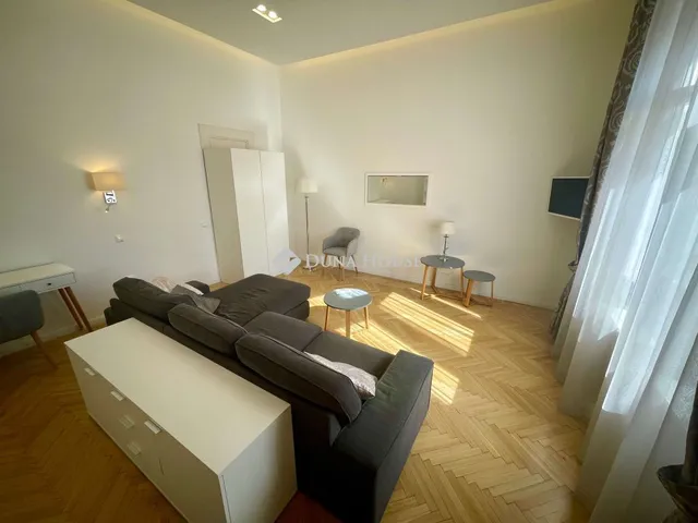 Kiadó lakás Budapest V. kerület, Kecskeméti utca 66 nm