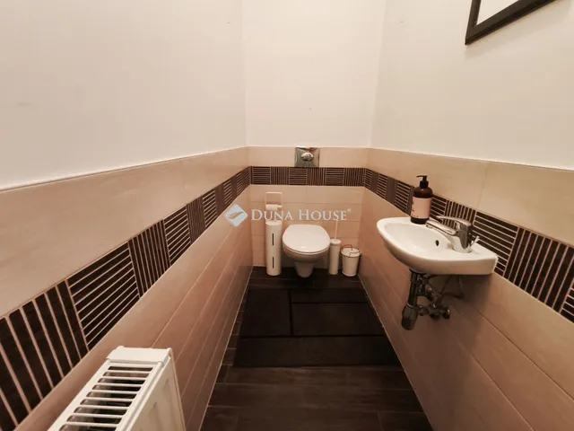 Kiadó lakás Budapest I. kerület 150 nm