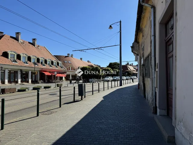 Eladó ház Budapest III. kerület 172 nm
