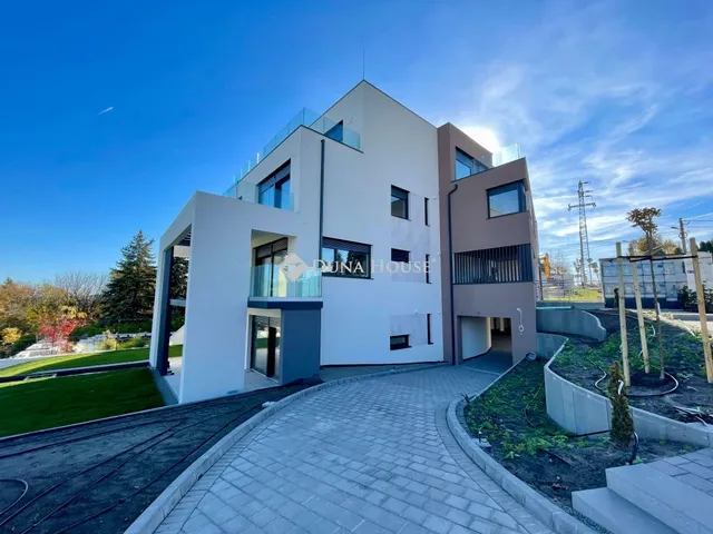 Eladó lakás Budapest XI. kerület, Felsőhatár utca 191 nm