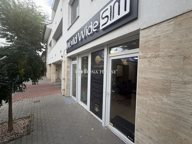 Eladó kereskedelmi és ipari ingatlan Budapest IV. kerület, Báthory utca 51 nm