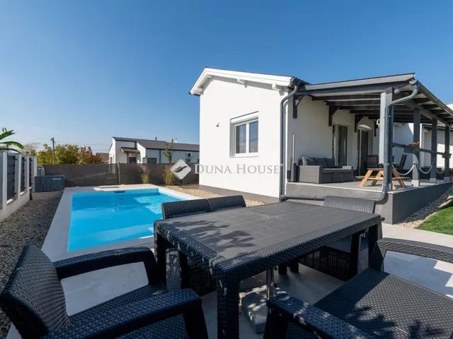 Eladó ház Érd 150 nm