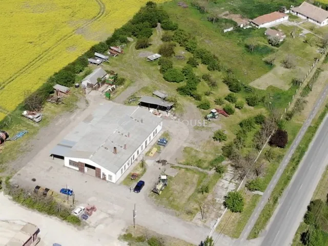 Eladó mezőgazdasági ingatlan Szarvas 820 nm