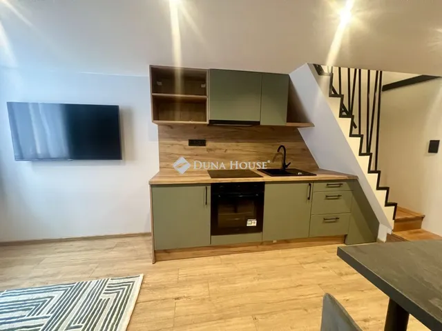 Eladó lakás Budapest VI. kerület 29 nm