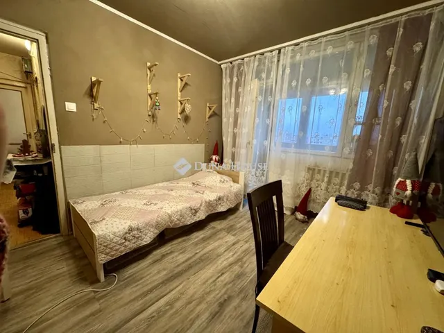 Eladó lakás Budapest III. kerület 48 nm