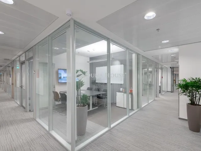 Kiadó kereskedelmi és ipari ingatlan Budapest XIII. kerület, Váci út 12 nm