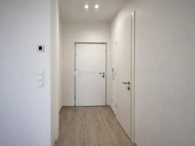 Eladó lakás Budapest III. kerület, Folyamőr utca 28 nm