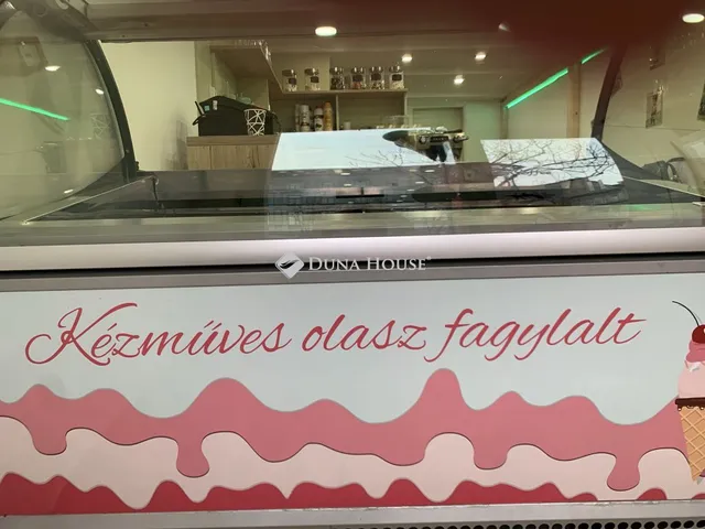 Eladó kereskedelmi és ipari ingatlan Budapest VI. kerület, Andrássy út 23 nm