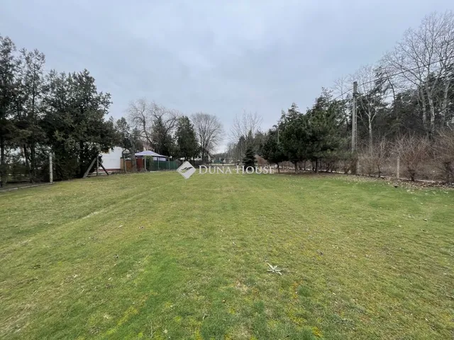 Eladó telek Őrbottyán 1044 nm