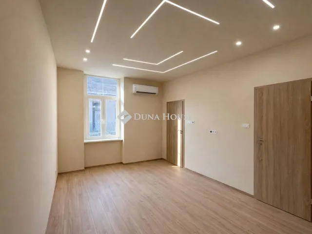 Eladó lakás Budapest XIII. kerület, Csángó utca 25 nm