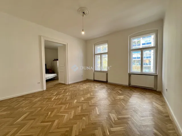 Eladó lakás Budapest IX. kerület 74 nm