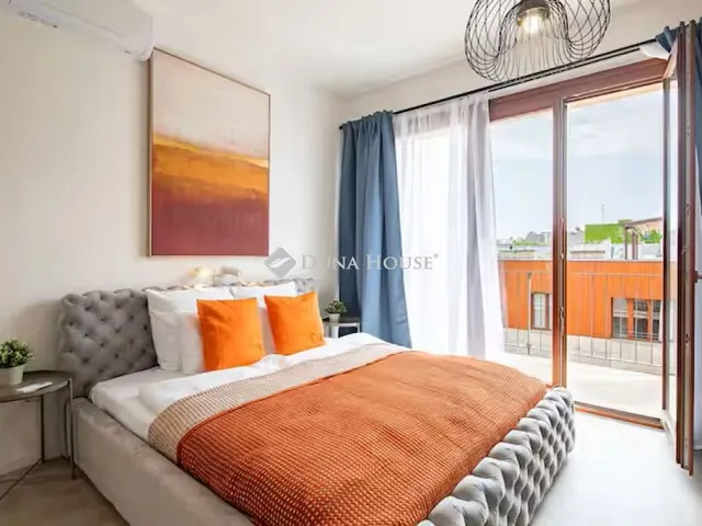 Eladó lakás Budapest VII. kerület, Kazinczy utca 73 nm