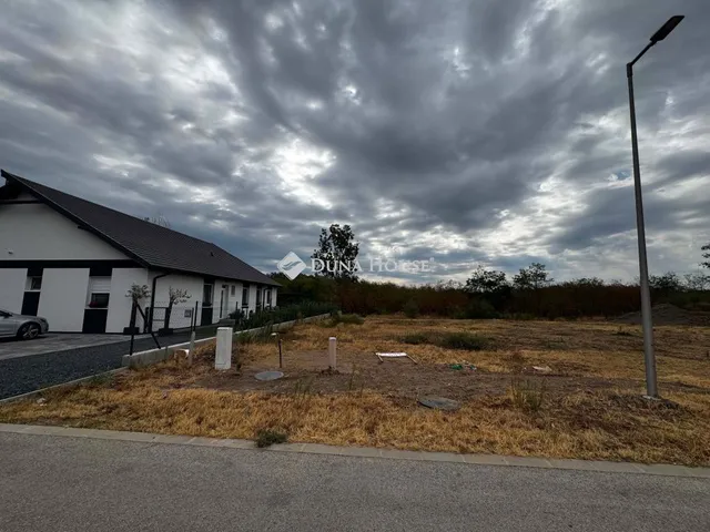 Eladó telek Dunaharaszti 875 nm