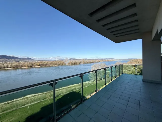 Eladó lakás Budapest XIII. kerület, Úszódaru utca 100 nm