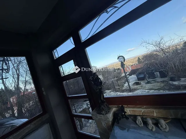 Eladó ház Leányfalu 97 nm