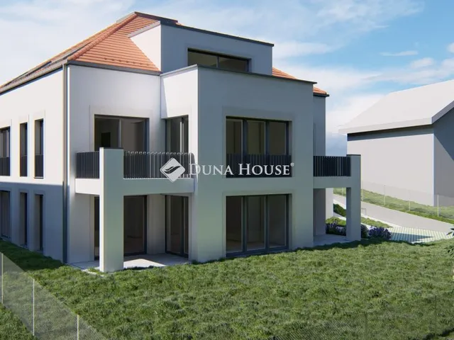 Eladó lakás Balatonfüred, Petőfi Sándor utca 112 nm