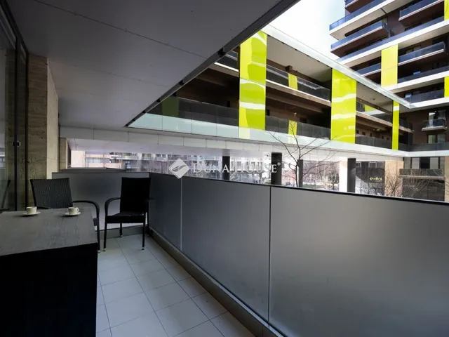 Eladó lakás Budapest VIII. kerület, Corvin sétány 44 nm