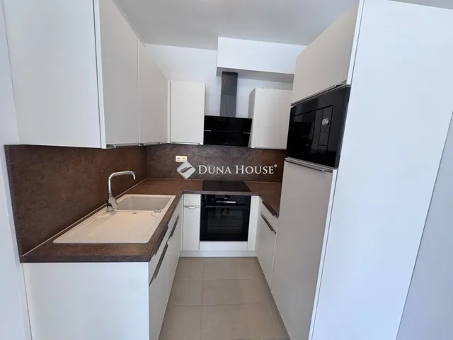 Eladó lakás Budapest XIII. kerület 79 nm