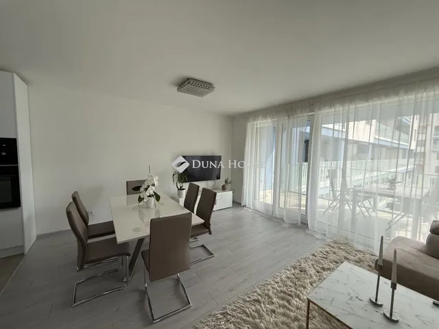 Eladó lakás Budapest XIII. kerület, Cserhalom utca 95 nm