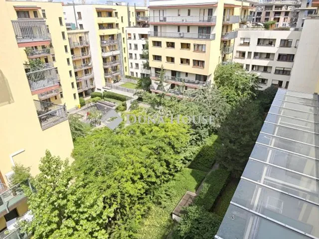 Eladó lakás Budapest XIII. kerület, Úszódaru utca 91 nm