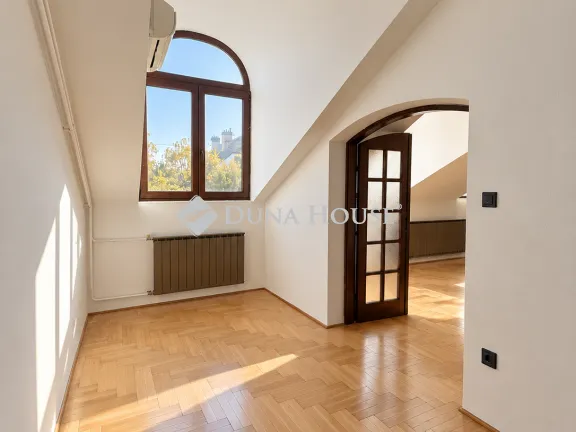 Eladó lakás Budapest XIV. kerület, Bonyhádi út 81 nm