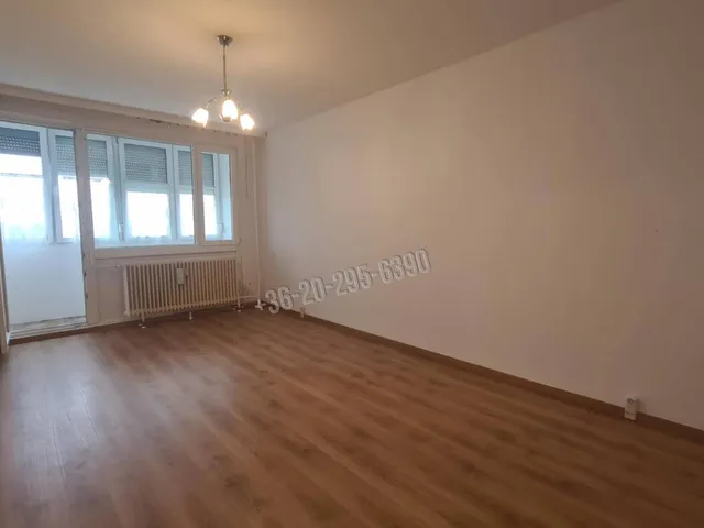 Eladó lakás Dunaújváros, Belváros 52 nm