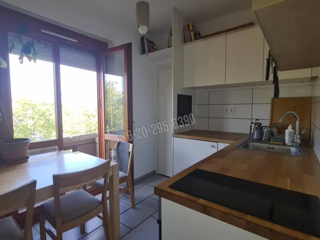 Eladó lakás Dunaújváros, Belváros 54 nm