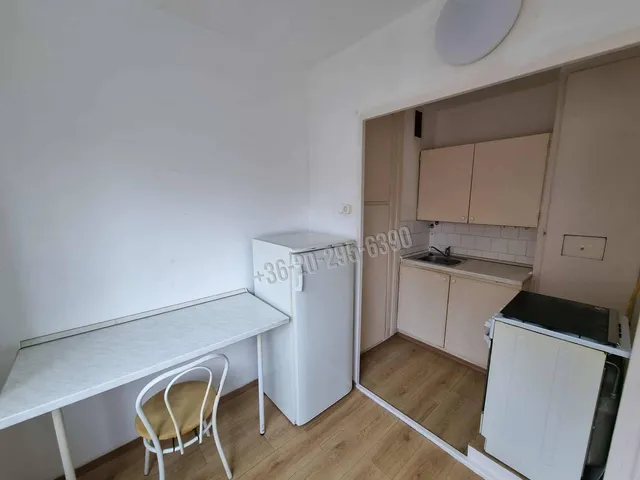 Eladó lakás Dunaújváros, Balogh Ádám utca 34 nm