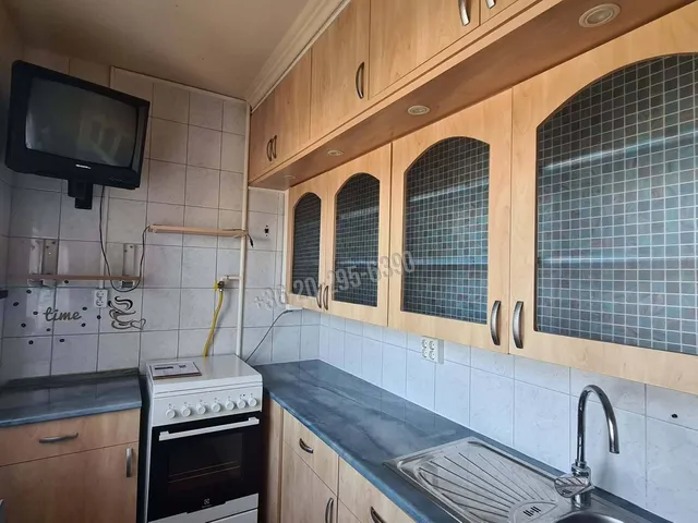 Eladó lakás Dunaújváros, Belváros 52 nm