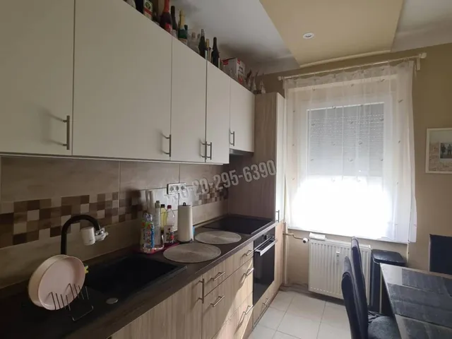 Eladó lakás Dunaújváros, Belváros 54 nm