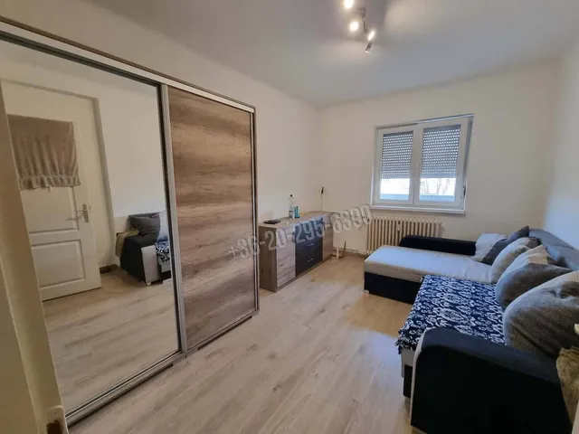 Eladó lakás Dunaújváros, Belváros 49 nm