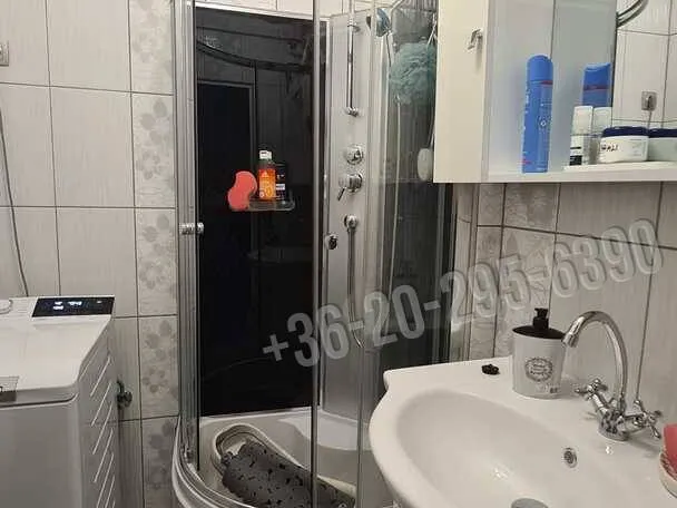 Eladó lakás Dunaújváros, Béke városrész 53 nm