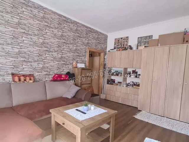 Eladó lakás Dunaújváros, Technikum városrész 53 nm