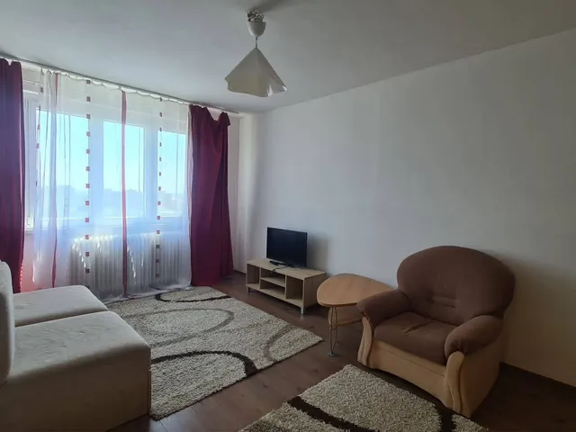 Eladó lakás Dunaújváros, Technikum városrész 34 nm