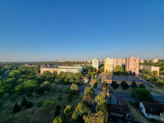 Eladó lakás Dunaújváros, Béke városrész, Mátyás Király utca 30 nm