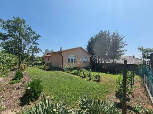 Eladó ház Dunaújváros 99 nm
