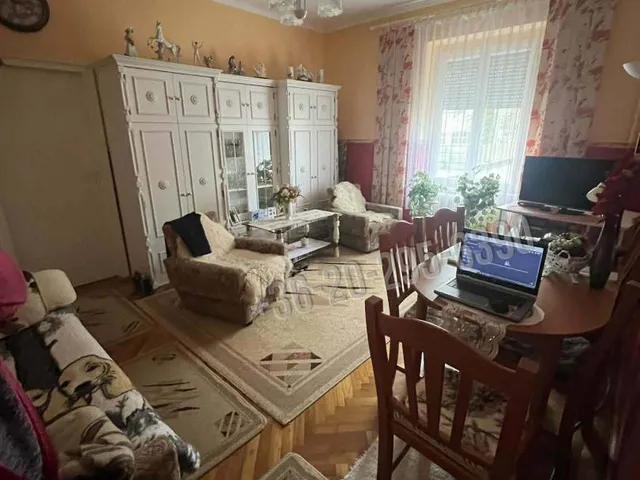 Eladó lakás Dunaújváros 46 nm