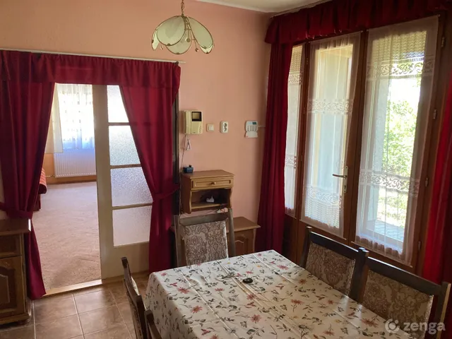 Eladó ház Tiszakécske 120 nm