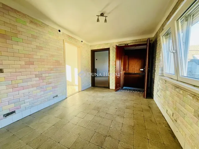 Eladó ház Kondorfa, Fővég utca 102 nm