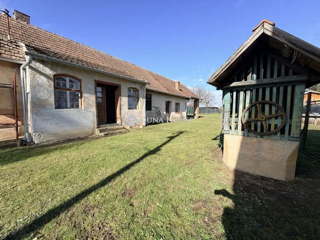 Eladó ház Ivánc, Petőfi Sándor utca 65 nm