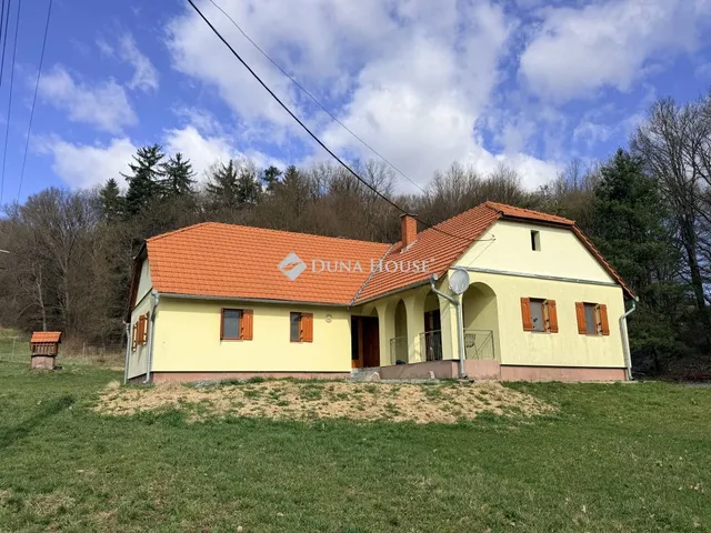 Eladó ház Apátistvánfalva 107 nm