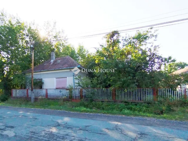 Eladó ház Szőce, Arany János út 73 nm