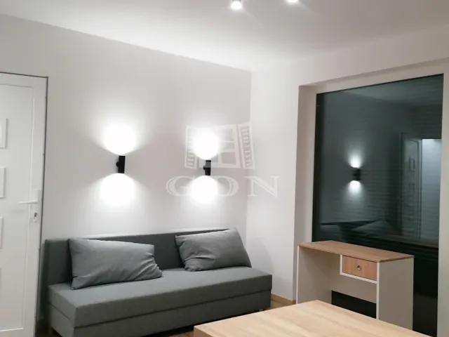 Kiadó lakás Szeged, Móraváros 38 nm