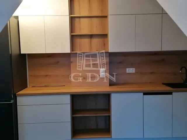 Kiadó lakás Szeged, Móraváros 64 nm