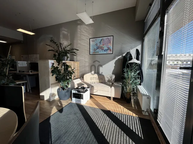 Eladó kereskedelmi és ipari ingatlan Győr 57 nm