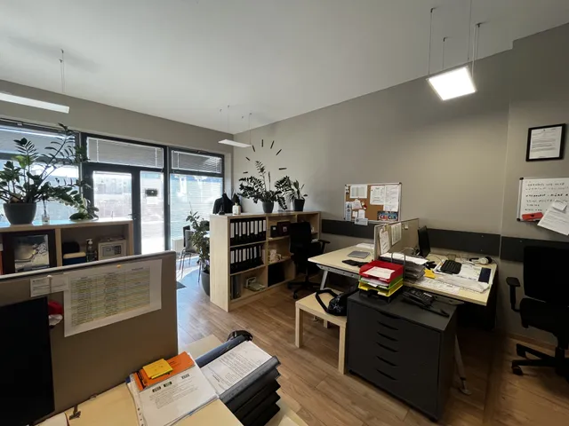 Eladó kereskedelmi és ipari ingatlan Győr 57 nm