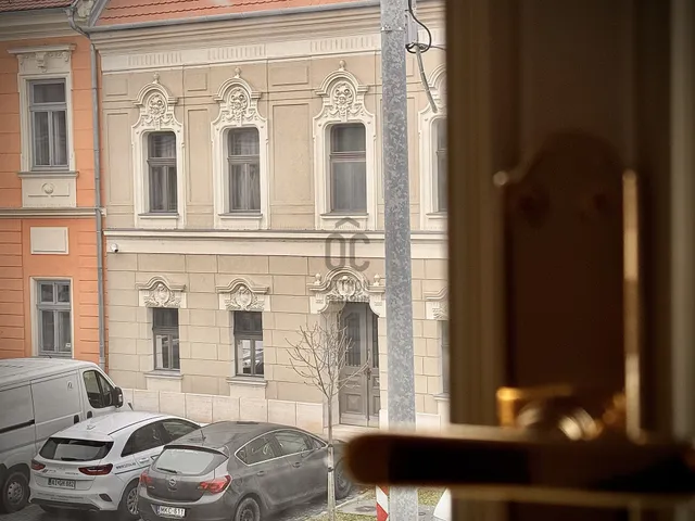 Eladó lakás Győr, Újváros 115 nm