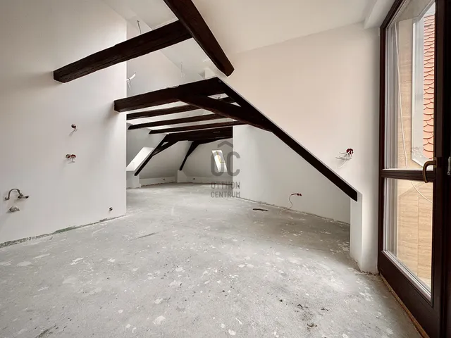 Eladó lakás Győr
